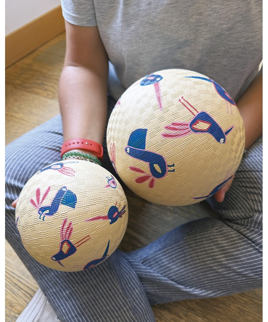 Ball klein Vögel