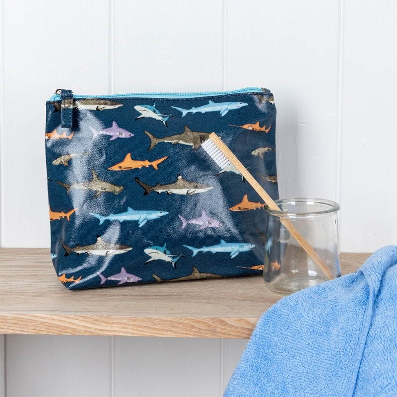 Necessaire