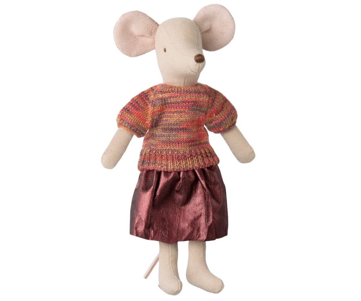 Rock und Strickbluse, Mama